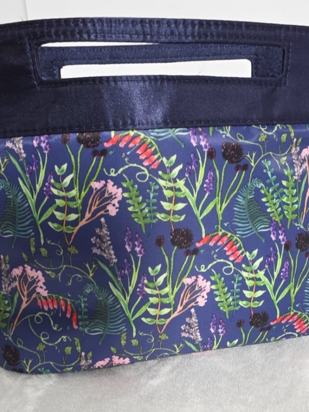 Makeup Bag Navy Blue Floral Botanical Print Zip Satin Cosmetic Pouch New No Tags